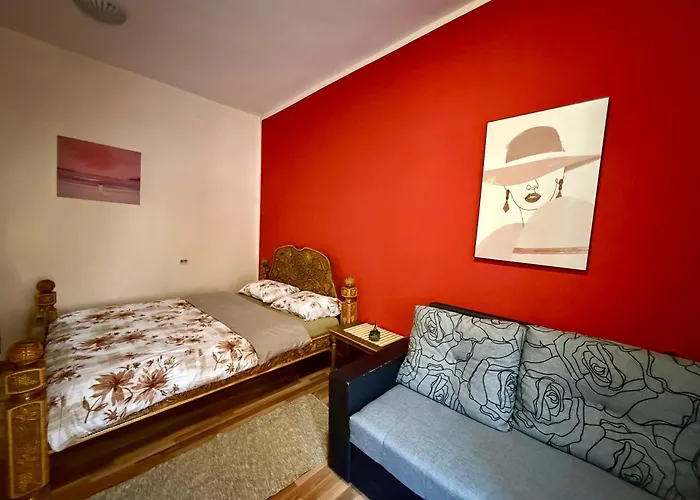City Center Cozy Studio
